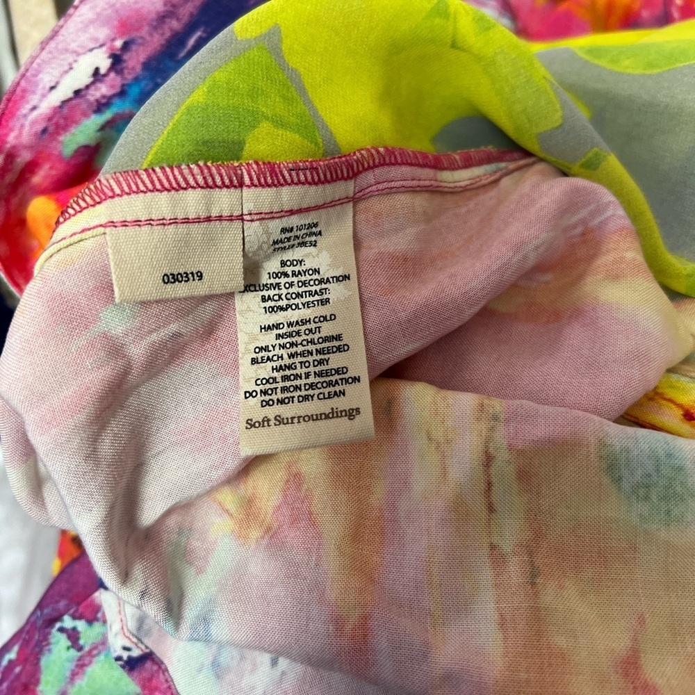 Soft Surroundings PM Festiva Embellished Vibrant Button Front Top Blouse Tunic - Picture 12 of 15